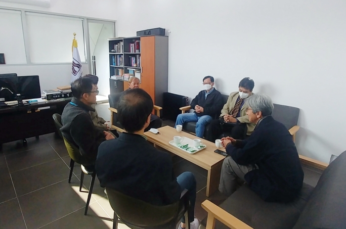 아카이브자문회의.jpg